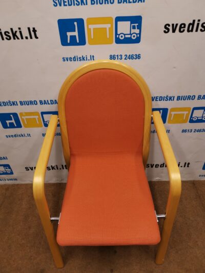 Oranžinė Lankytojų Kėdė, Švedija