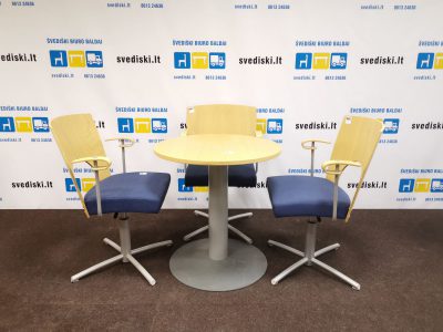 Kinnarps Komplektas Su 2 Yin Mėlynomis Kėdėmis Ir Apvaliu Stalu, Švedija
