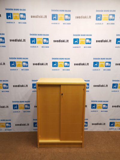 Švediški.lt Beržo Spintelė Su Stumdomomis durimis 119,5x81,5x42cm, Švedija