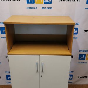 svediski.lt Kinnarps Ąžuolo Spintelė Su Uždaroma Dalimi Ir Atvira Lentyna, Švedija