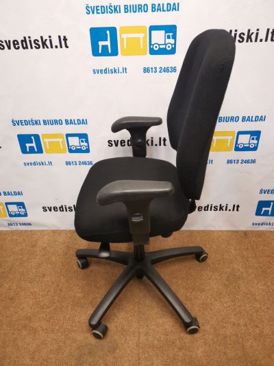 Ikea Verksam Juoda Biuro Kėdė Su Reguliuojamo Aukščio Porankiais, Švedija