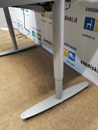 Kinnarps Elektra Reguliuojamas Stalas Iki 83cm Aukščio Su Antracito 160x70cm Stalviršiu, Švedija