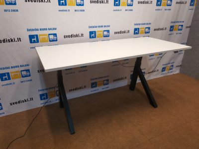 NAUJAS K2 Juodas Elektra Reguliuojamas Mechanizmas Su Baltu 180x80cm Stalviršiu, Danija