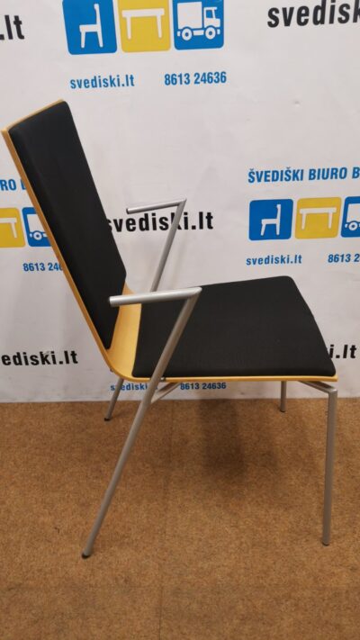 Mod Art Design Kėdė Su Juodu Audiniu Ir Porankiais, Švedija