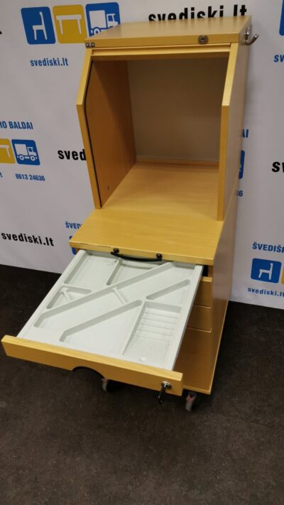 EFG Buko Stalčių Blokas Su 4 Stalčiais Ir Žaliuzinio Tipo Uždaroma Dalimi, Švedija