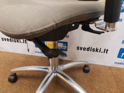 Edsbyn Eve 300 Biuro Kėdė Su Reguliuojamais Porankiais, Švedija