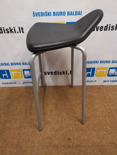Materia Plektrum Juoda Pusbario Kėdė, Švedija