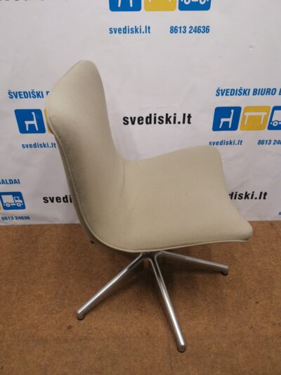 Offecct Smėlio Spalvos Linguojantis Fotelis, Švedija