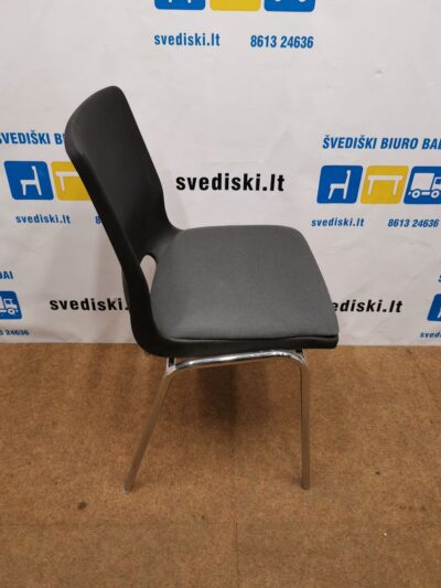 RBM Ana Juoda Plastikinė Kėdė Su Pilku Audiniu, Švedija