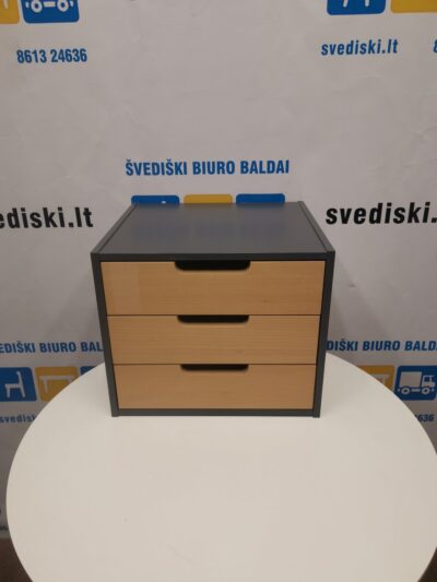 Stalčių Blokas Tvirtinamas Prie Biuro Stalo Su 3 Stalčiais, Švedija