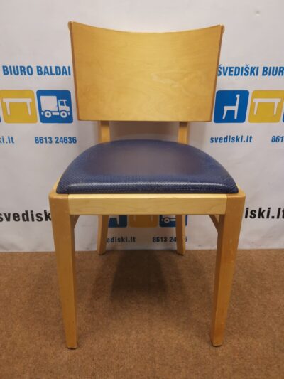 Offecct Beržo Lankytojo Kėdė Su Mėlyna Perforuota Oda, Švedija
