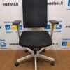 Juoda| Balta Ergonomiška Biuro Kėdė Su 3D Porankiais, Švedija