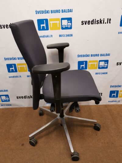 Interstuhl Tamsiai Pilka Biuro Kėdė Su 4 D Porankiais, Vokietija