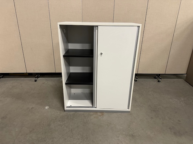 Steelcase Rakinama Balta Spintelė, Švedija