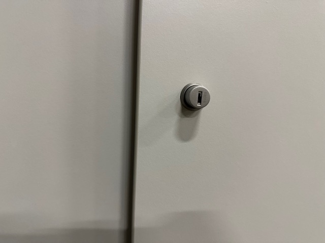 Steelcase Rakinama Balta Spintelė, Švedija