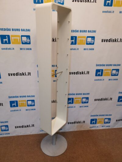 Baltas Reklaminis Stovas Neturi Akrilo Lentynėlių, Švedija