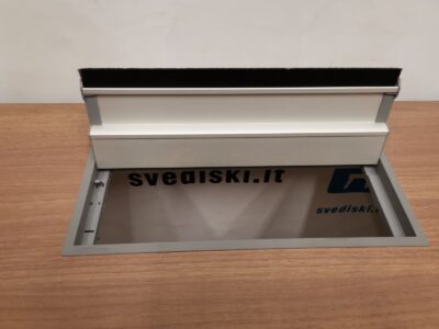 Elektra Reguliuojamas Mechanizmas Su Steelcase 160x80cm Stalviršiu, Švedija