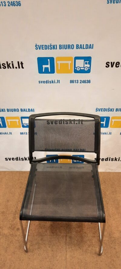 Wilkhahn Aline Juoda Lankytojo Kėdė, Švedija