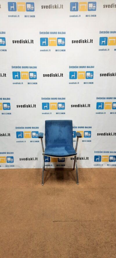 EFG AVIA Violetinė Ar Mėlyna Lankytojo Kėdė Su Beržo Nugara, Švedija