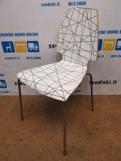 IKEA Vilmar Balta Kėdė Su Juodomis Juostelėmis, Švedija