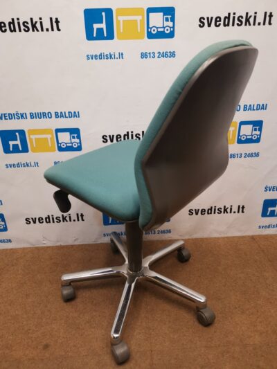 Biuro Kėdė Su Turkio Spalvos Audiniu, Švedija