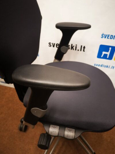 RH Moveon Su Nauju Pilku Audiniu Biuro Kėdė Ir 5D Porankiais, Švedija