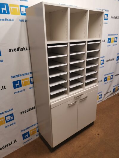 Lundqvist Šviesiai Pilka Pašto Rūšiavimo Spinta, Švedija