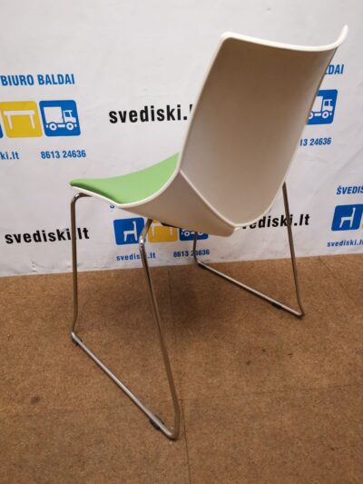 Angelo Pinaffo Shell Balta Kėdė Su Žaliu Audiniu, Švedija
