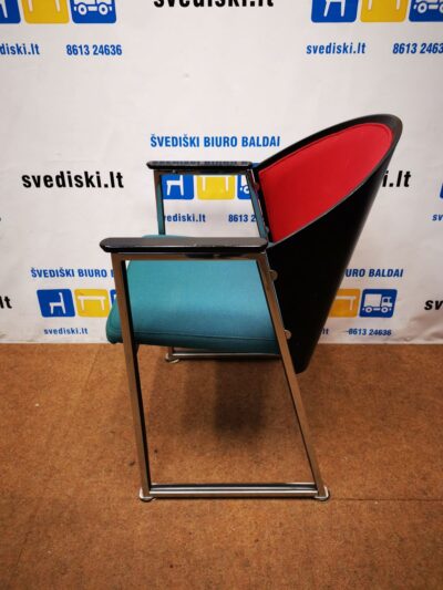 Žalsvai Mėlyna Kėdė| Fotelis Su Juodos Medienos Detalėmis, Švedija