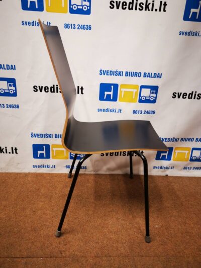 Materia Kim Juoda Lankytojo Kėdė, Švedija