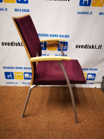 Kinnarps Yin Bordo Kėdė Su Beržo Fanera Ir Porankiais, Švedija