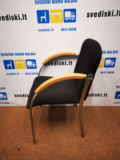 Kėdė Su Juodu Audiniu Ir Chromuotu Rėmu, Švedija