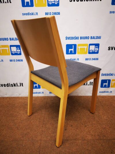 ISKU Alias Beržo Kėdė Su Pilku Audiniu, Švedija