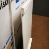 Pakabinama Balta Bloknotu Lenta Su Pažeidimu, Švedija