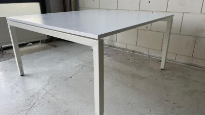 Baltas Reguliuojamo Aukščio 62-82cm Konferencinis Stalas, Švedija