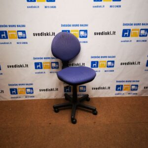 Violetinė Biuro Kėdė, Švedija