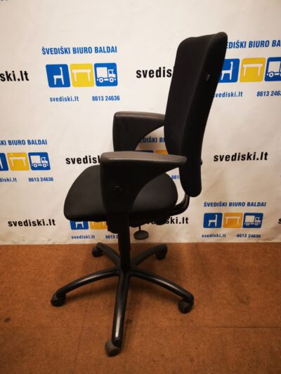 Savo Apollo Juoda Biuro Kėdė Su Porankiais, ŠvedijaSavo Apollo Juoda Biuro Kėdė Su Porankiais, Švedija