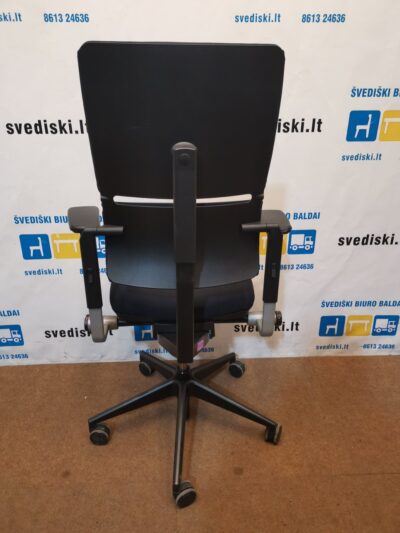 Steelcase Ligne 55 Juoda Biuro Kėdė Su 3D Porankiais, Švedija