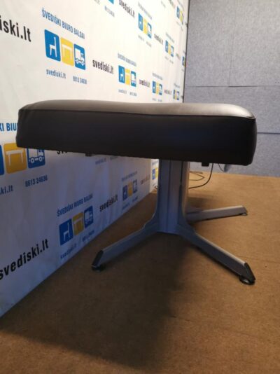 EFG Elektra Reguliuojamo Aukščio Masažo Ir Sveikatingumo Stalas Su Ruda Eko Oda, Švedija