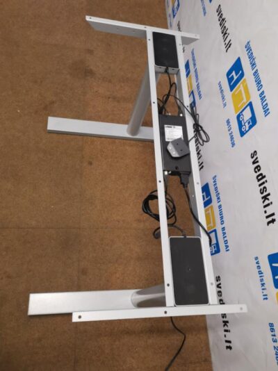 Linak Pilkas Elektra Reguliuojamas Stalo Mechanizmas Kyla Iki 115cm, Švedija
