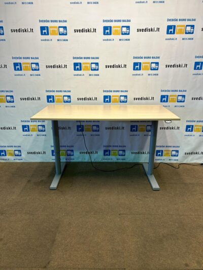 Martela Elektra Reguliuojamas Stalas Su Klevo 160x80cm Stalviršiu, Švedija
