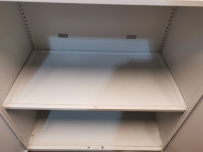 Balta Metalinė Spinta 195cm Aukščio, Švedija