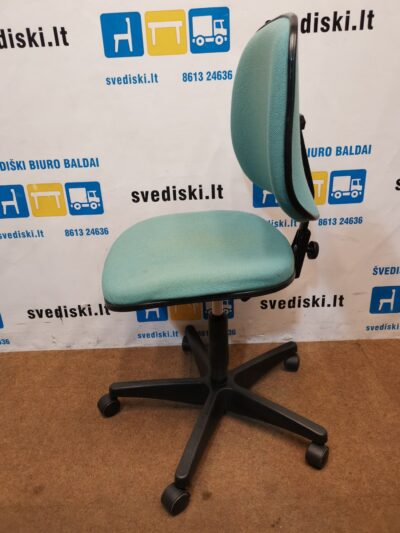 Kinnarps Žalsva Biuro Kėdė, Švedija