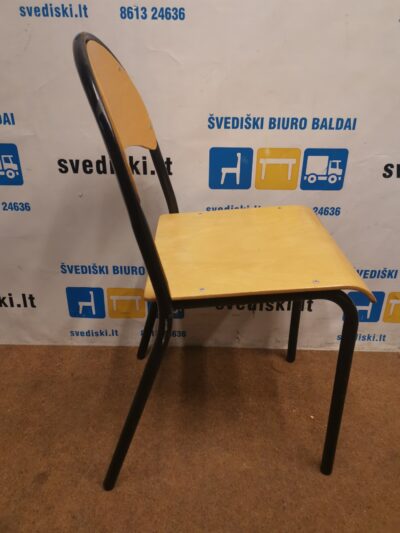 Beržo Lankytojo Kėdė Su Metaliniu Rėmu, Švedija