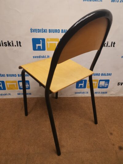 Beržo Lankytojo Kėdė Su Metaliniu Rėmu, Švedija