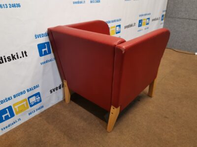 OFFECCT Raudonas Natūralios Odas Fotelis Su Buko Kojomis, Švedija