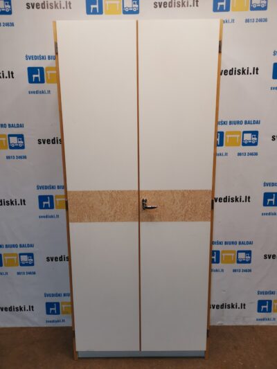 Rakinama Balta Spinta Su Karelijos Beržu 210cm Aukščio, Švedija