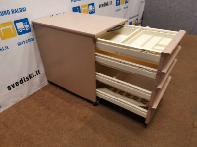 Kinnarps Ąžuolo 4 Stalčių Blokas Su Ratukais, Švedija