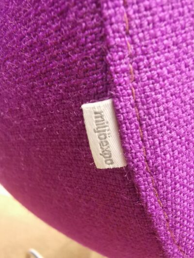 MiljoExpo Violetinis Fotelis Su Porankiais, Švedija