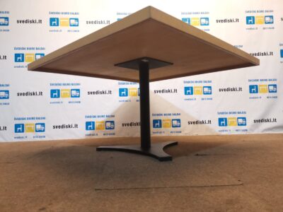 Beržo Stalas 130x130cm Su Juoda Metaline Koja, Švedija